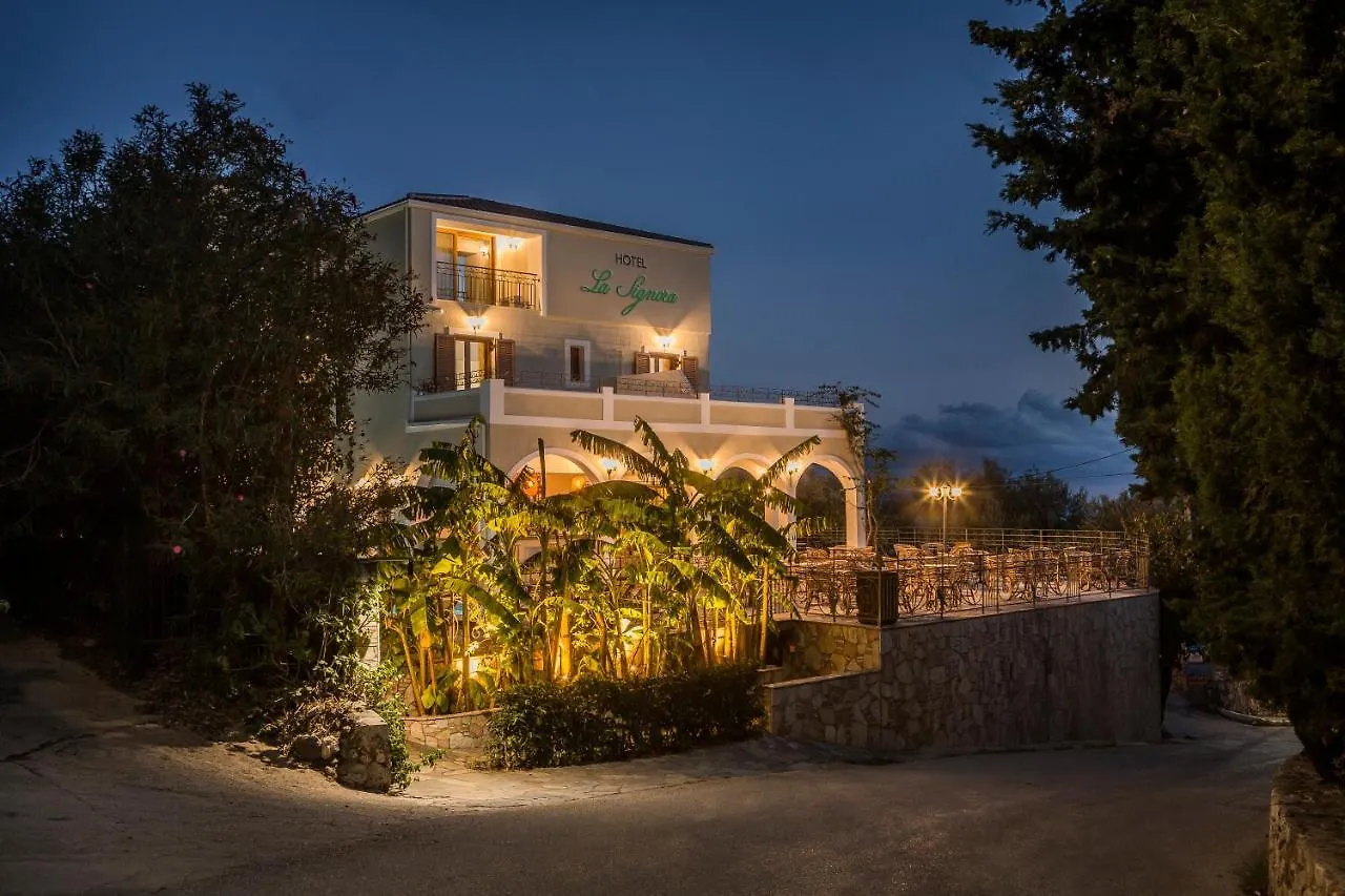 **  La Signora Hotel Lourdata  Grèce