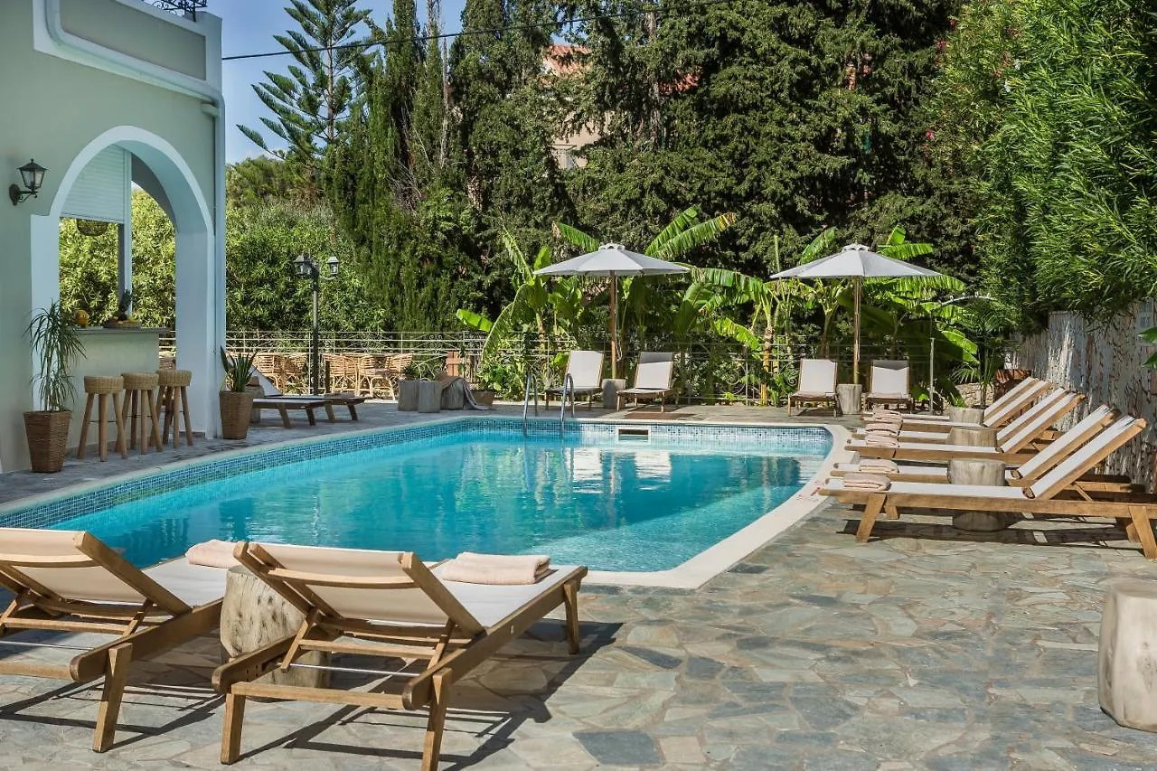 La Signora Hotel Lurdáta